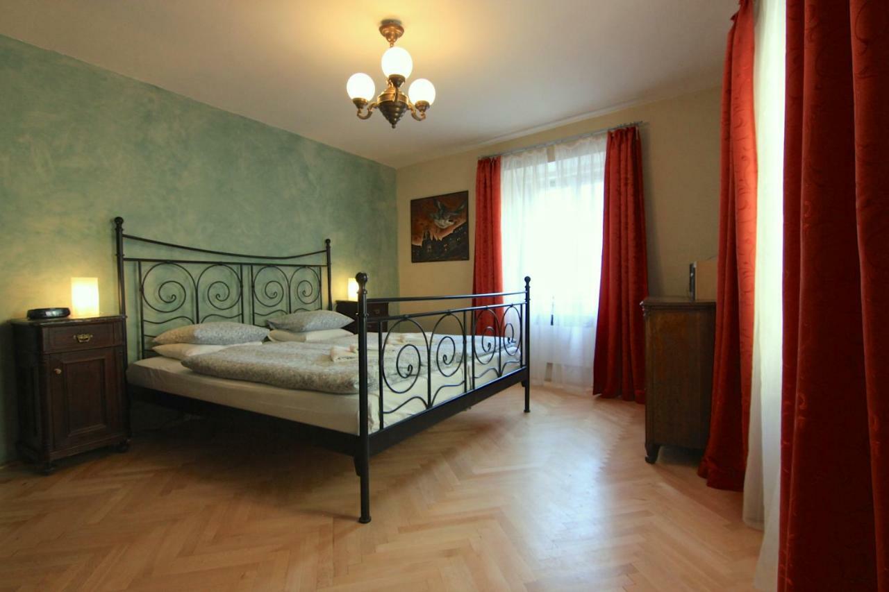Mala Strana Apartment 1 Прага Экстерьер фото